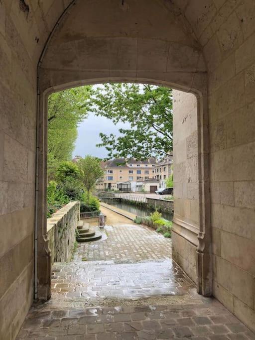 Apt Evreux 900M De La Gare Exteriér fotografie