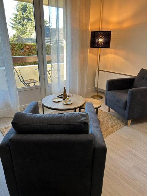 Apt Evreux 900M De La Gare Exteriér fotografie